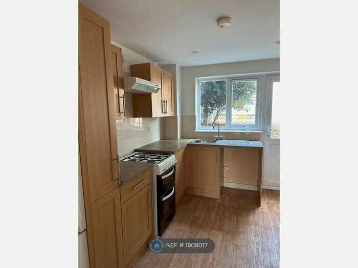 3 Bedroom Terraced House To Rent In Melville Close, Southampton, SO16