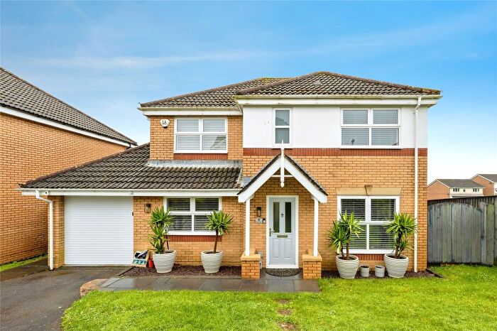 4 Bedroom Detached House For Sale In Pant-Yr-Odyn, Swansea, West Glamorgan, SA2