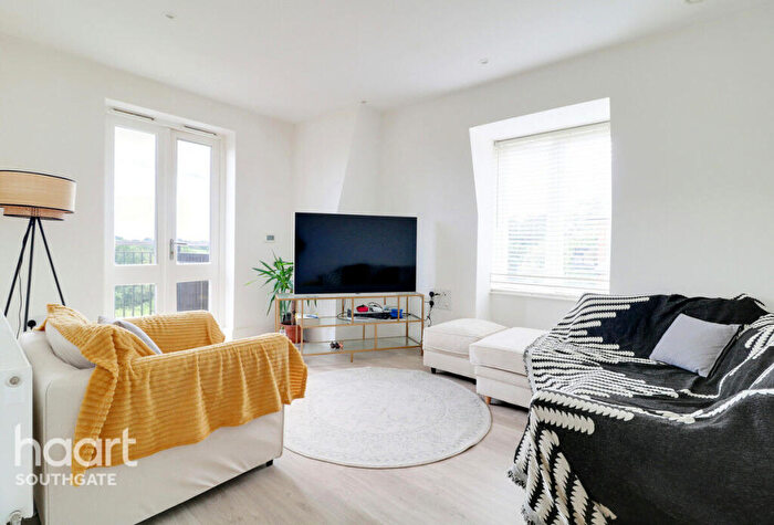 2 Bedroom Apartment For Sale In Barnham House, London, EN4