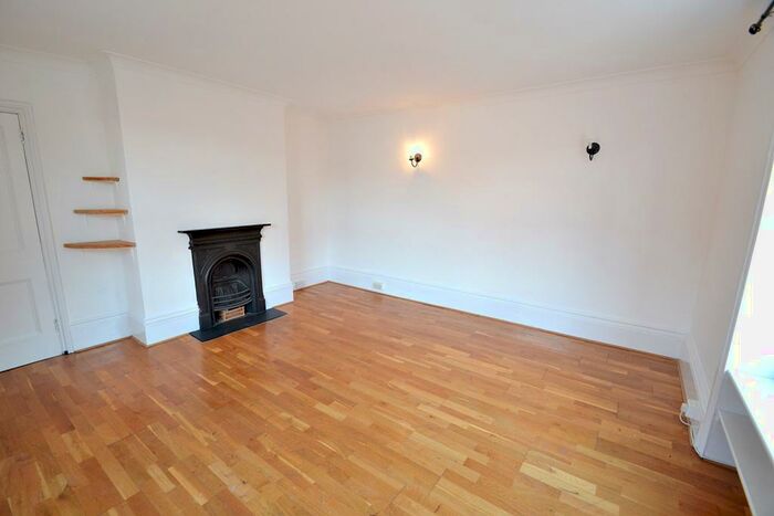 1 Bedroom Flat To Rent In Wimborne, BH21