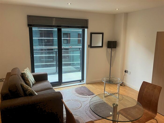 1 Bedroom Studio To Rent In Waterloo Street, Leeds, LS10