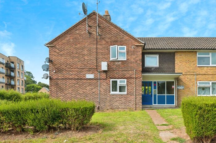 1 Bedroom Flat For Sale In Meggeson Avenue, Southampton, SO18