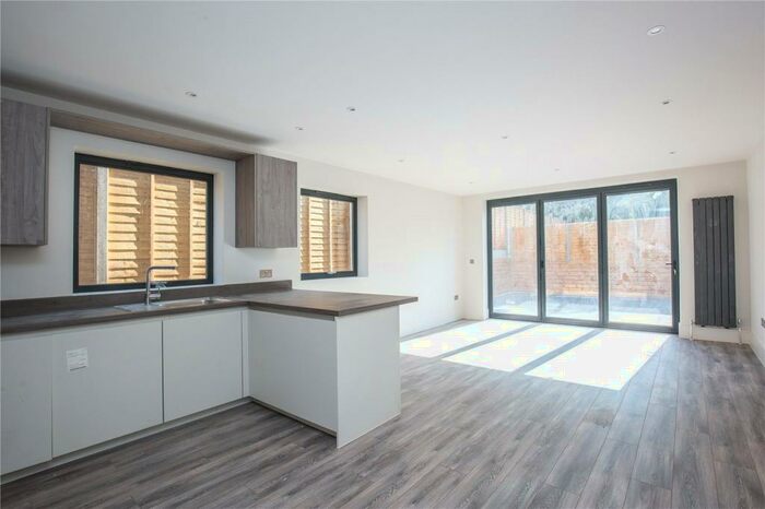 3 Bedroom Apartment To Rent In Tivoli Apartments, Woodside Grange Road, Woodside Park, London, N12