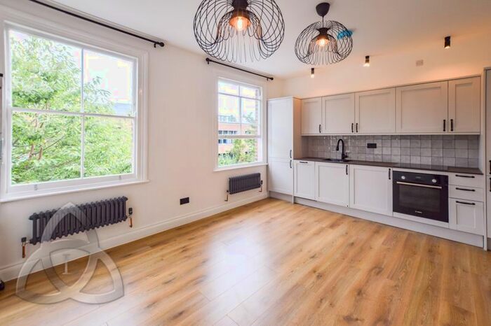 2 Bedroom Flat To Rent In Oakington Road, Maida Vale, W9