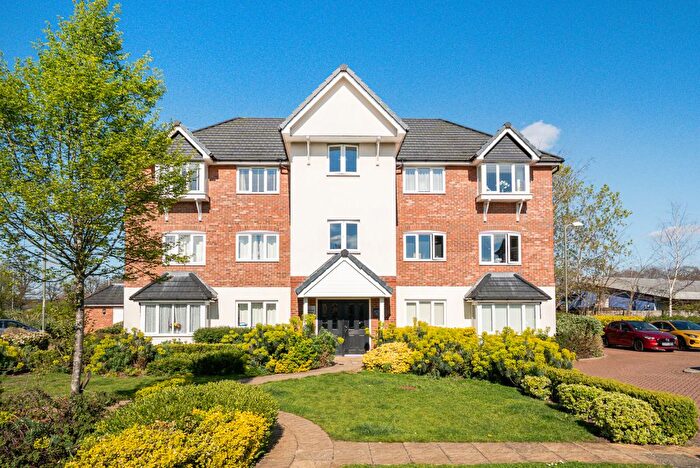 2 Bedroom Flat For Sale In Scholars Place, Walton-On-Thames, KT12