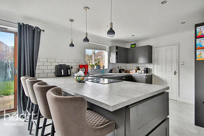 4 Bedroom Detached House For Sale In Orchard Drive, West Walton, PE14