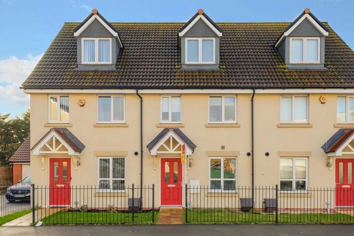 3 Bedroom Town House To Rent In Cherry Tree Road, Harwell, OX11