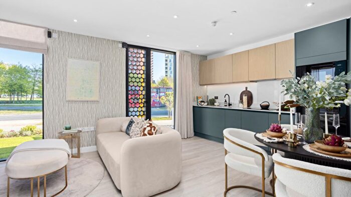 1 Bedroom Flat For Sale In West Parkside, London, SE10