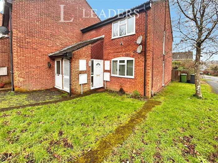 1 Bedroom Maisonette For Sale In Meon Close, Clanfield, Waterlooville, PO8