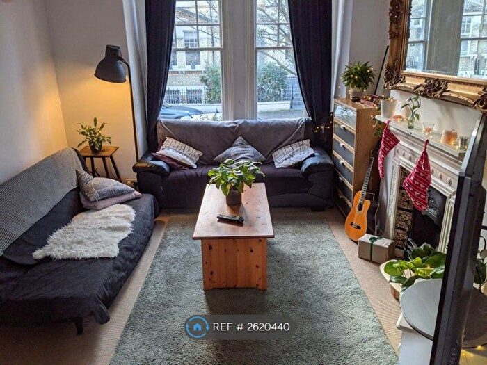 3 Bedroom Terraced House To Rent In Turneville Road, London, W14