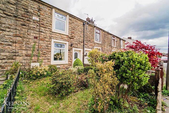 2 Bedroom Cottage For Sale In Broad Oak Lane, Bury, BL9