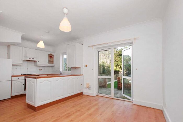 3 Bedroom House To Rent In Lewis Avenue, Walthamstow, E17
