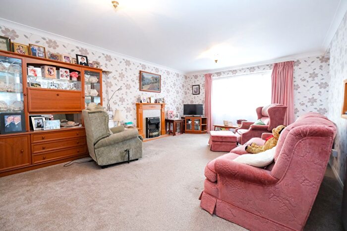 1 Bedroom Flat For Sale In Chislehurst Road, Orpington, BR6