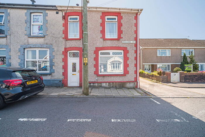 3 Bedroom End Of Terrace House For Sale In William Street, Brynna, Pontyclun, CF72