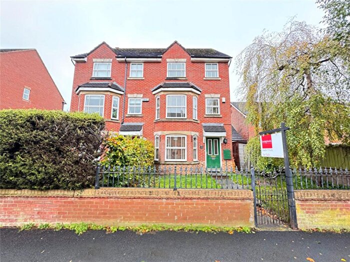 4 Bedroom End Of Terrace House For Sale In Romanby Road, Northallerton, North Yorkshire, DL7