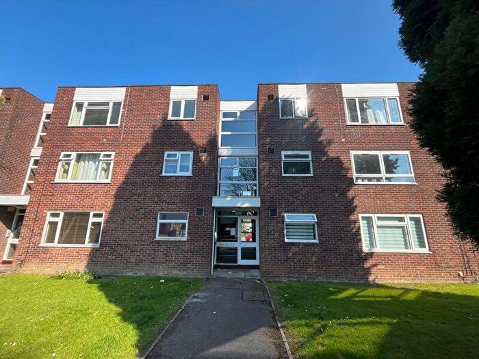 2 Bedroom Flat To Rent In Blakeney Road, Bristol, BS34