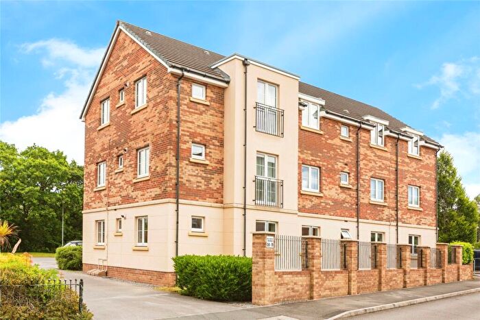 2 Bedroom Flat For Sale In Gelli Rhedyn, Fforestfach, Swansea, SA5
