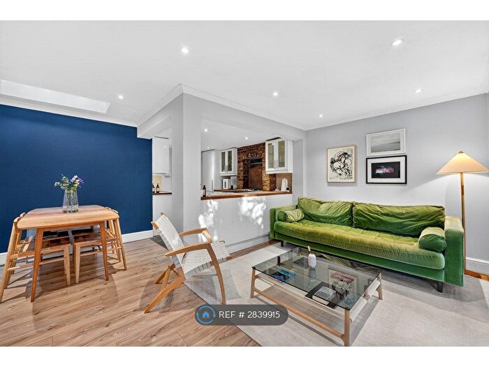 2 Bedroom Flat To Rent In Newington Green, London, N5