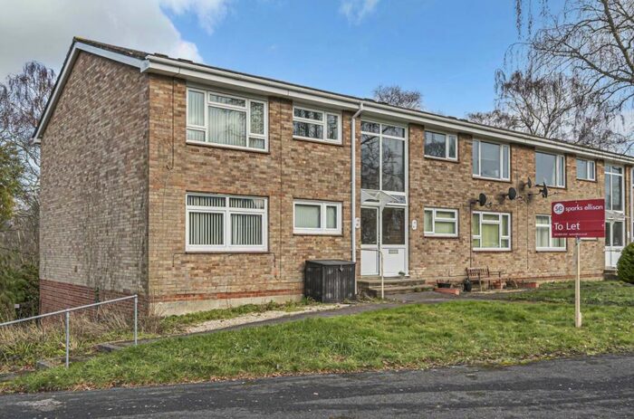 2 Bedroom Flat To Rent In Charnwood Crescent, Hiltingbury, Chandler's Ford, SO53
