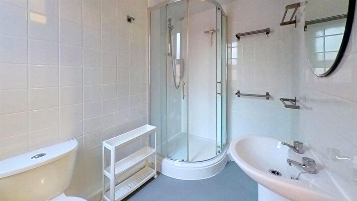 4 Bedroom Property To Rent In Francis Avenue, Southsea, PO4