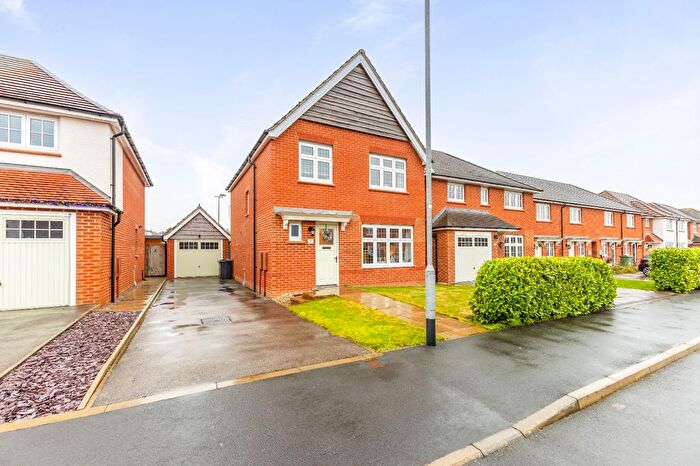 3 Bedroom Detached House For Sale In Foxglove Drive, Highburton, Huddersfield, HD8