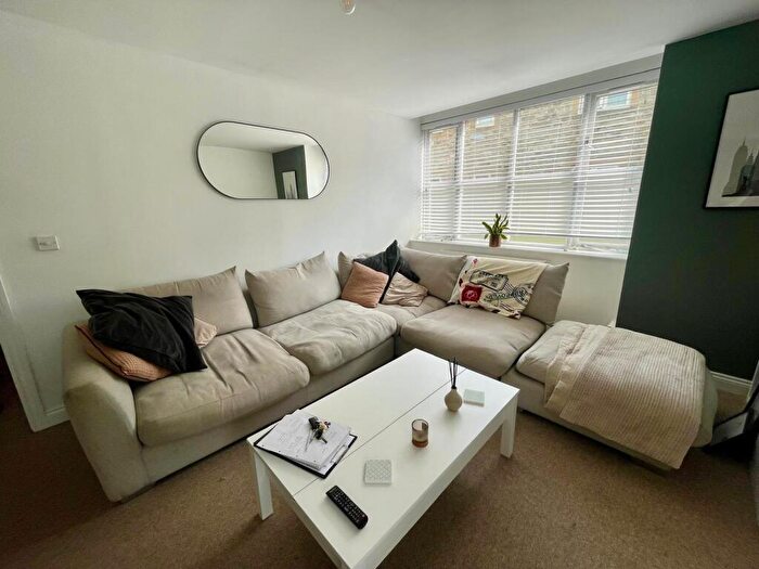 2 Bedroom Flat To Rent In Craven Mews, Skipton, Yorkshire, BD23