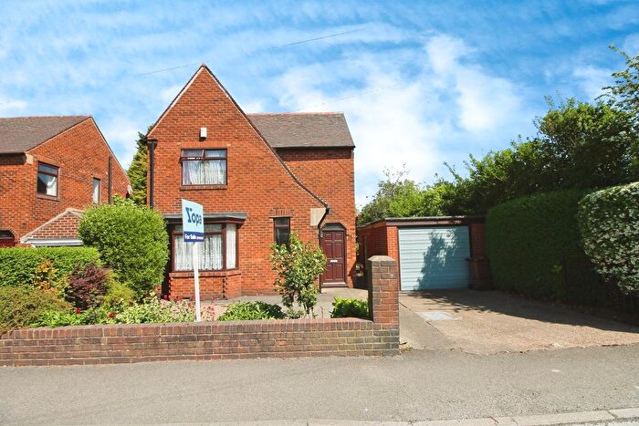 3 Bedroom Detached House For Sale In Warren Avenue, Knottingley, WF11