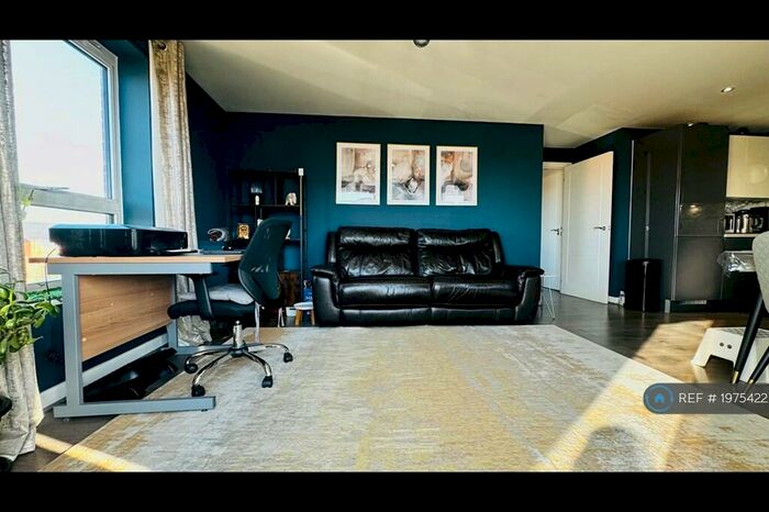 2 Bedroom Flat To Rent In Castle Hill, Ebbsfleet Valley, Swanscombe, DA10