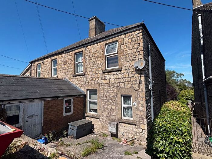 2 Bedroom Semi-Detached House For Sale In Ashgrove, Peasedown St. John, BA2