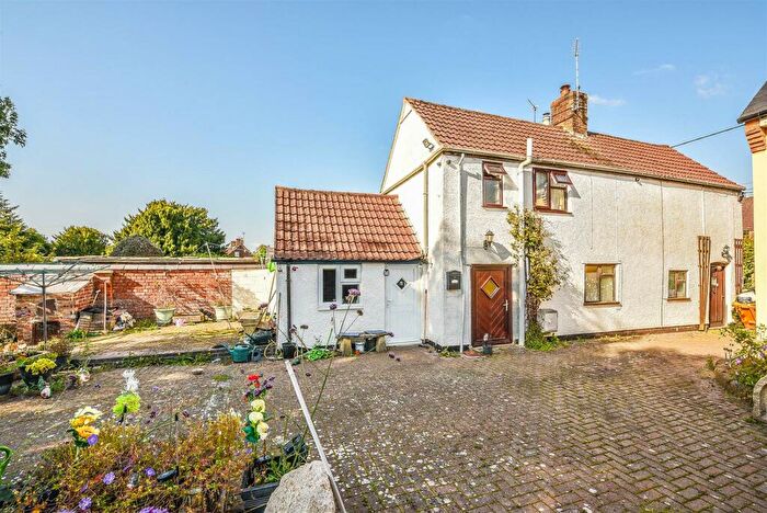 2 Bedroom Detached House For Sale In Churchend, Slimbridge, Gloucester, GL2