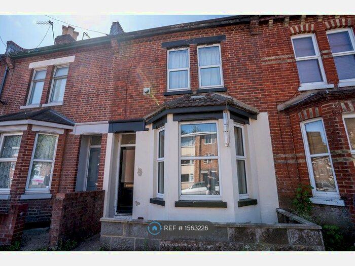 5 Bedroom Terraced House To Rent In Woodside Road, Southampton, SO17