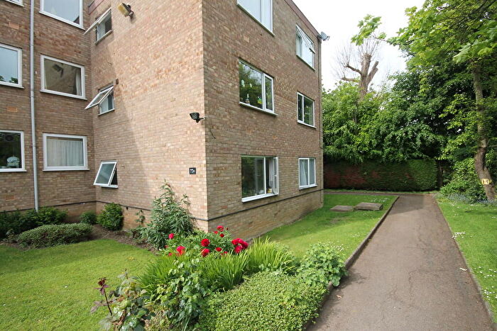 1 Bedroom Flat For Sale In Tiffany Court, Albert Road, Leicester, LE2