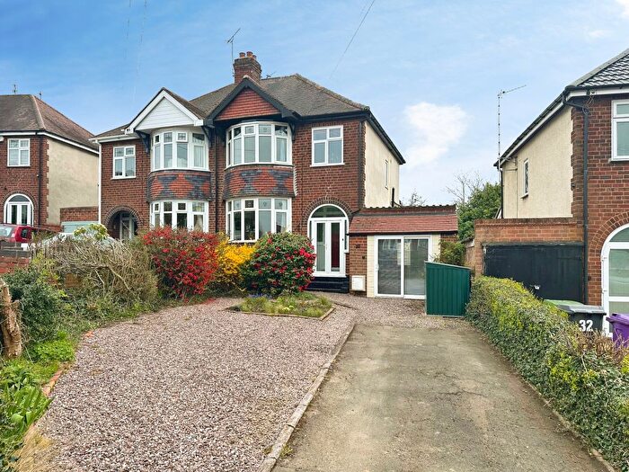 3 Bedroom Semi Detached House For Sale In Church Walk, Wolverhampton, WV3