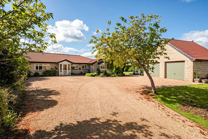 4 Bedroom Detached Bungalow For Sale In Middle Lane, Whitley Village, SN12