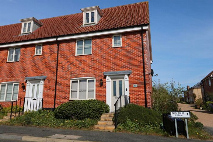 3 Bedroom End Of Terrace House For Sale In Beech Road, Saxmundham, IP17