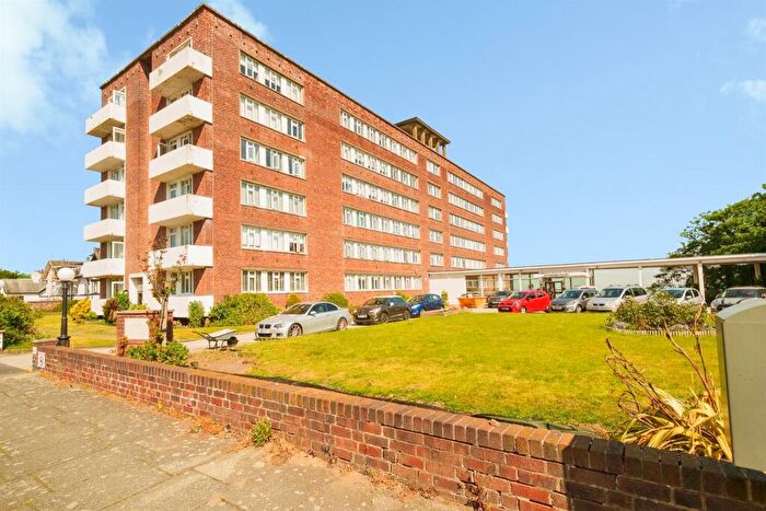 2 Bedroom Flat For Sale In Wellington Road, Wallasey, CH45
