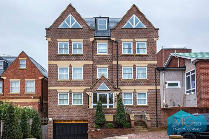 2 Bedroom Flat To Rent In Alisa Lodge, Oakleigh Park South, Whetstone, London, N20