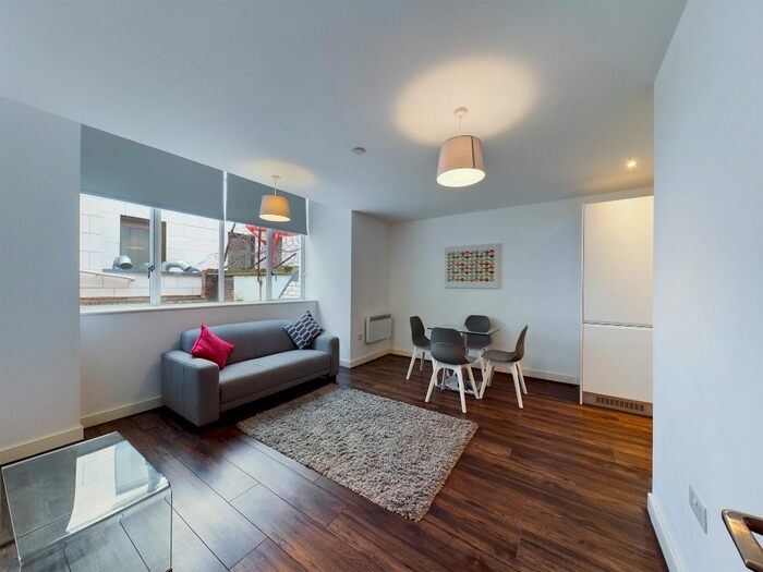 1 Bedroom Flat To Rent In The Strand, City Centre, Liverpool, L2