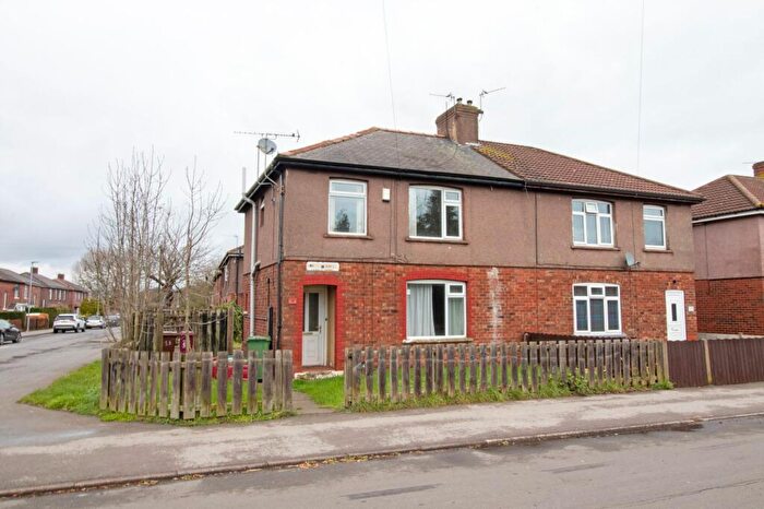 3 Bedroom Semi-Detached House For Sale In Long Road, Scunthorpe, DN15