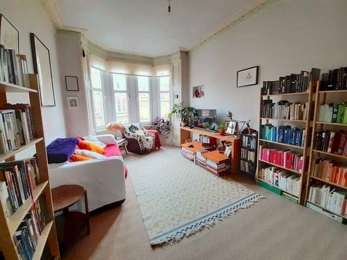 1 Bedroom Flat To Rent In Deanston Drive, Glasgow, G41