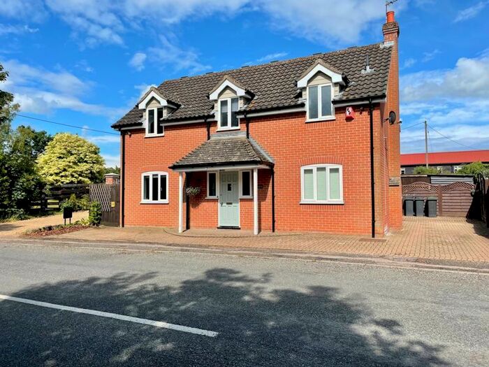 3 Bedroom Detached House For Sale In Elmswell Road, Great Ashfield, Bury St. Edmunds, IP31