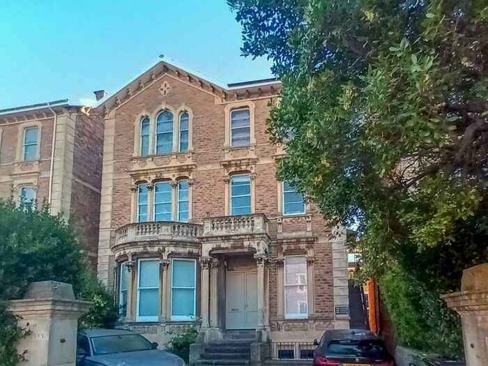 2 Bedroom Flat To Rent In Pembroke Road, Clifton, Bristol, BS8