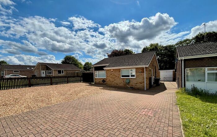 3 Bedroom Detached Bungalow To Rent In Woodcutters Way, Lakenheath, Brandon, IP27