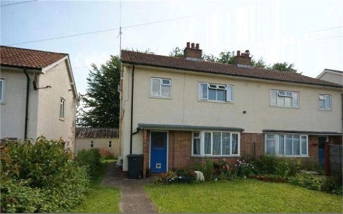 1 Bedroom Flat To Rent In Milton Road, Taunton, TA1