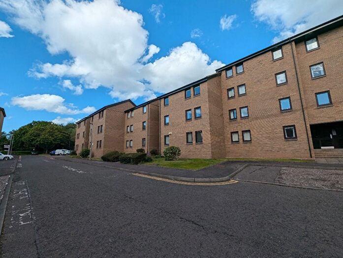 2 Bedroom Flat To Rent In Boat Green, Canonmills, Edinburgh, EH3