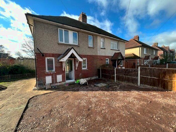 3 Bedroom Semi-Detached House To Rent In Carnation Road, Southampton, Hampshire SO16