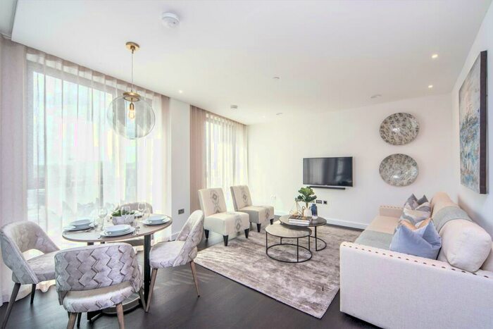 2 Bedroom Flat To Rent In Charles Clowes Walk, SW11