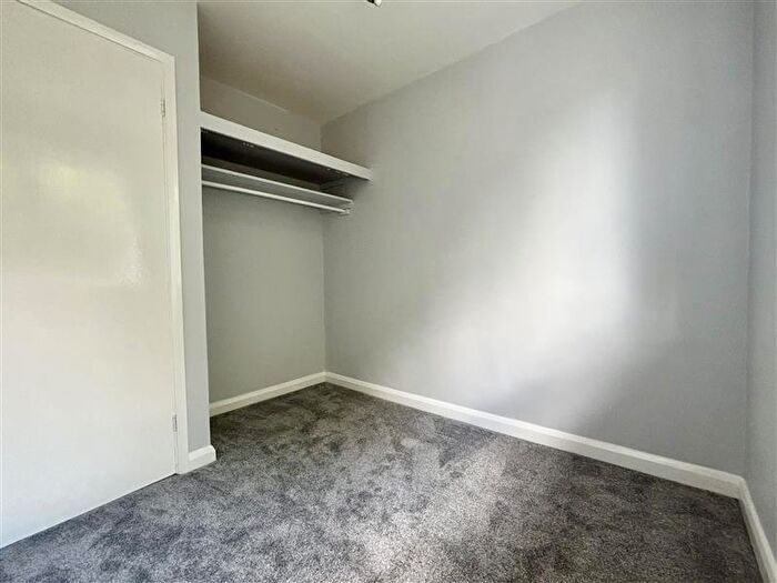 4 Bedroom Semi-Detached House To Rent In Cleevelands Avenue, Cheltenham, GL50