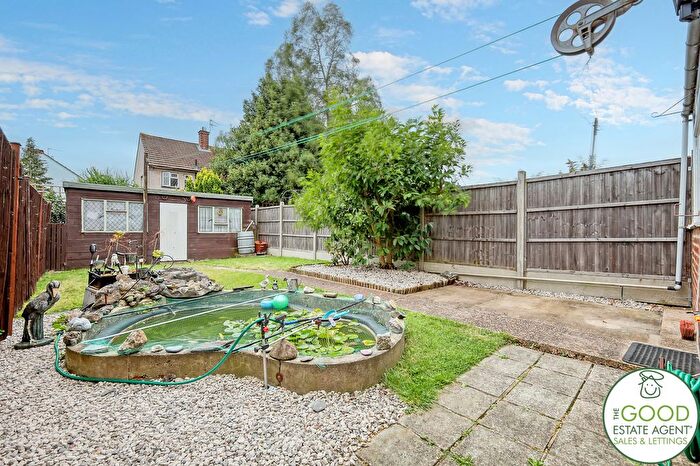 3 Bedroom Terraced House For Sale In The Broadway, Loughton, IG10