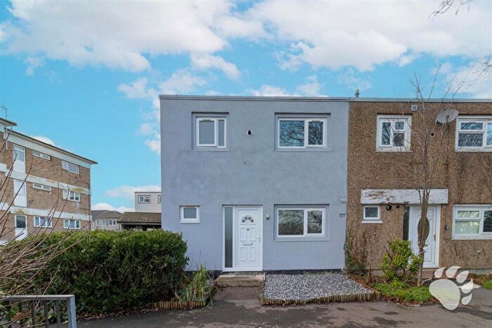 3 Bedroom End Of Terrace House For Sale In Swanstead, Basildon, SS16